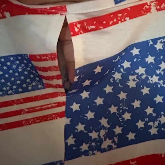 American Flag Print Blouse - Picture 4 of 6